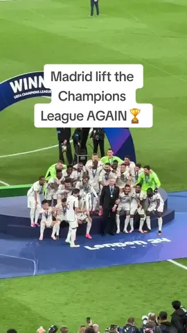 Real Madrid lift the Champions League trophy after their hard-fought win over Dortmund 🏆 Watch the UEFA Champions League Final exclusively live on @tntsports and for free on @discoveryplusuk  #realmadrid #madrid #rmfc #halamadrid #bvb #borussiadortmund #dortmund #ucl #uclfinal #uefa #uefachampionsleague #championsleague #cl #fyp #dailymail #dailymailsport 