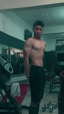 insta : farofit77 ♠️🔥 #bodybuilding #motivation  #Fitness #gymtransformation#foryou #foryoupage #viral 