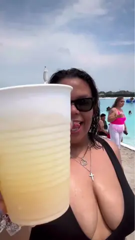 Summerrr Heat is Back #lagoonfesttexas #lagoonfest #texascity #plussize #plussizeedition #plussizetiktok #plussizefashion #plussizequeen #plussizestyle #plussizeblogger #plussizelifestyle #swim #swimmingpool #houstonheat #Canva 