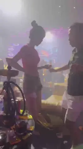 Khổ cùng khổ sướng thì cùng sướng vui vẻ đi em góp sách anh lo 🤣..#sixt 