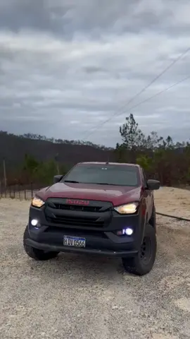 #✈️ #isuzu #dmax  #2024  #parati  #honduras🇭🇳 #fyp 