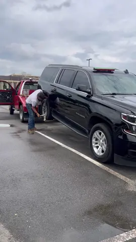Our truck broke down!! I was sad because we had a nice and LONG family day planned out! • Plans changed quick, huh! • Has this ever happened to you!?  OMG!!!