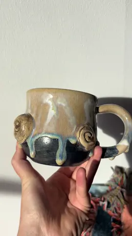 HUGE kiln succes part twooooo #parttwo these beach mugs (perfect for this summer season might I add) will be available on my etsy soon!!! 