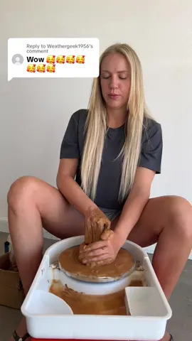 Replying to @Weathergeek1956 #pottery #asmr #potterywheel 