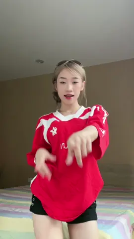 Đón xem 5.6 show Shopee Siêu Nhóm Bí Ẩn để nghe full bài nha  #SieuNhomBiAn 