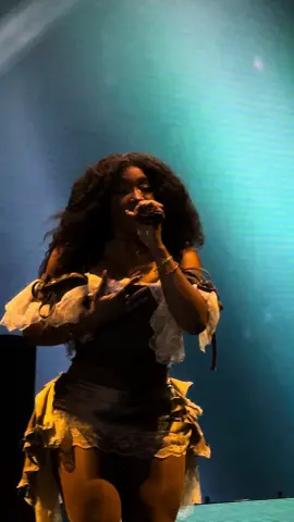 nobody gets me in barcelona🥹🤍 #primaverasound #barcelona #sza #nobodygetsme SIGO EN SHOCK SOLANA TE AMO
