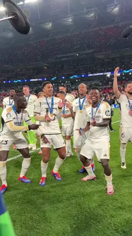 Good morning to the 15 times Champions League winners only 😎  #halamadrid #footballtiktok #ريال_مدريد #deportesentiktok #rmadridinfo #realmadrid #championsleague 