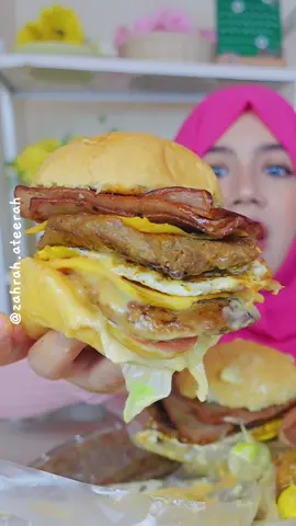 nyobain blenger burger yang X2 ternyata emang sejumbooo ituuuu 