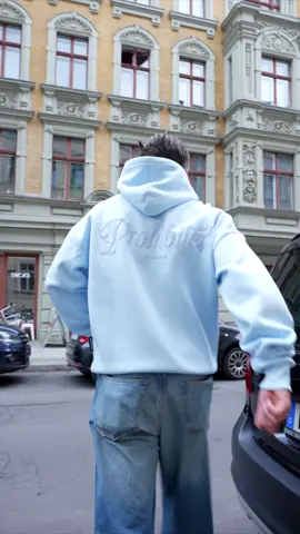 Sky Blue 🦋 #clothingbrand #fashiontiktok #streetwear #clothes #berlin #streetwearfashion #hoodies 