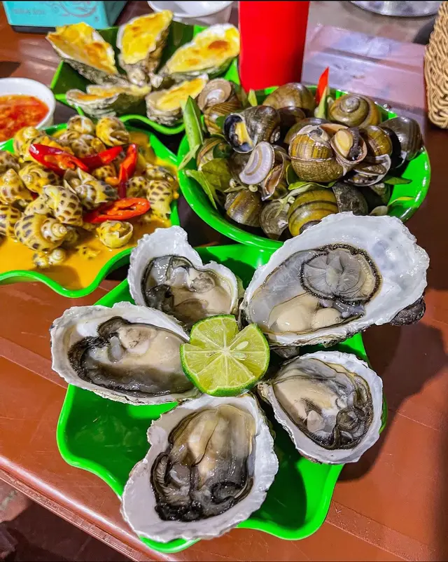 Cuối tuần rồi bạn ơii  - Làm 1 dĩa Hàu tái chah xem lào , đã cái bụng  #xuhuong #vairalvideo🔥 #thinhhanh #muoiot47 #doan #vairal 