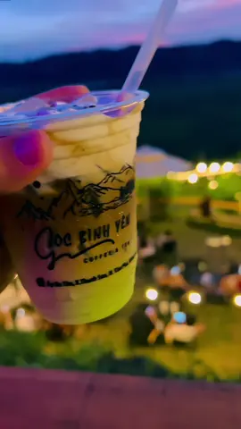 Dân Đồng Nai thì đừng bỏ lỡ địa điểm ngắm hoàng hôn này nha 🌅🥰 #hoanghon #dongnai #hodaton #chill #views #gocbinhyencofffee 