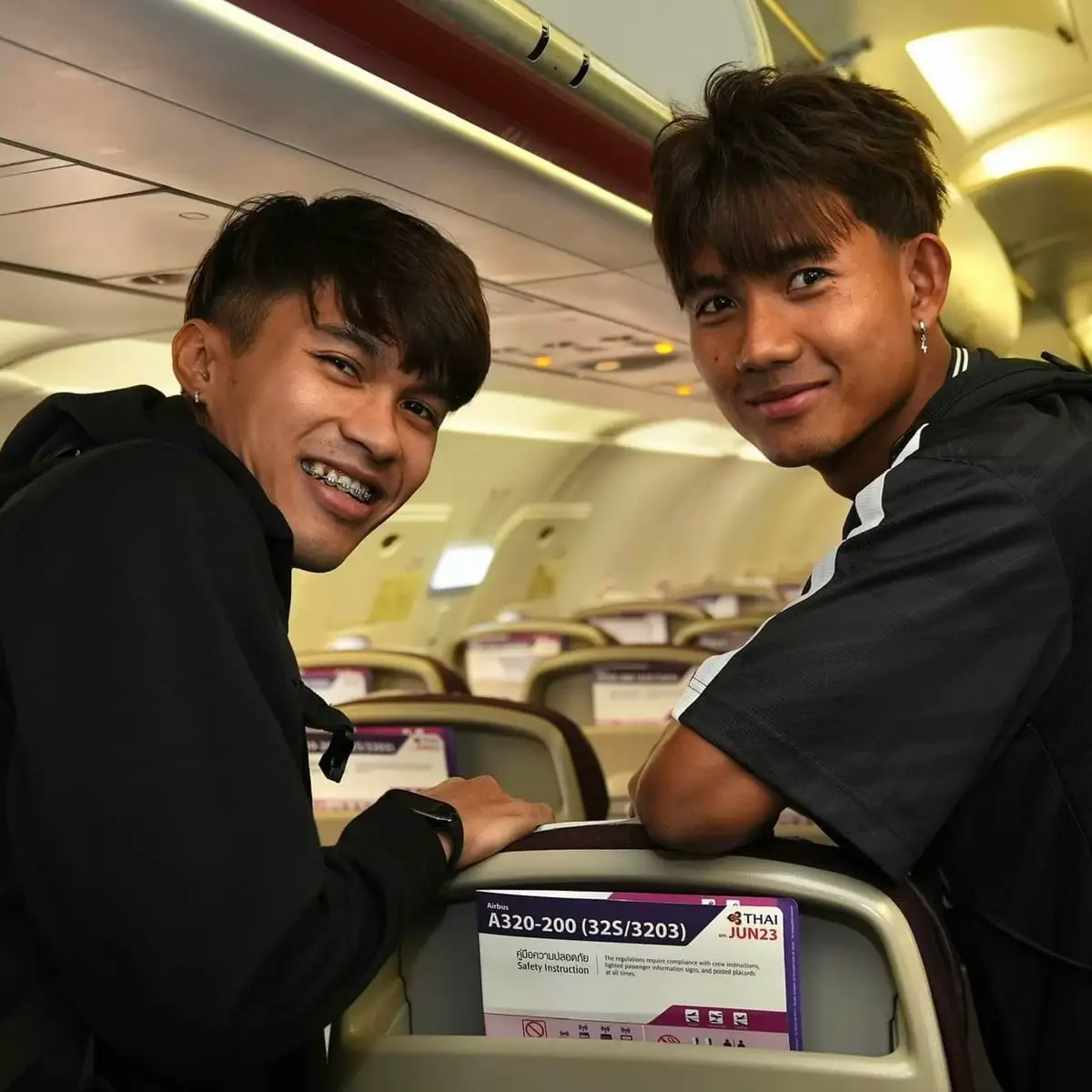 ถึงจีนแล้ว ล่า 3 แต้มกัน #ศุภณัฏฐ์เหมือนตา #bankkkk10 #suphanatmueanta #อิรฟานดอเลาะ #ครอบครัวธนาคาร #เธรด #นักฟุตบอล #ฟีด #tiktok 