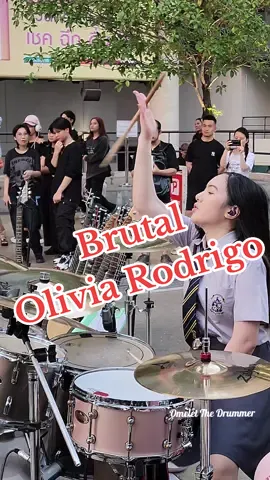 #มือกลองน่ารัก #มือกลองหญิง #drummergirl #drumcover #มือกลอง #brutal #oliviarodrigo #fyp #สยามสแควร์ #ArcticKangaroos #เทรนด์วันนี้ 