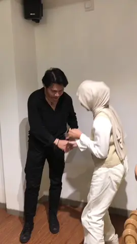 thankyou ron udh mau banyak ngobrol sm kita kemarin🖤  #ronyparulian #rony #fyp #สโลว์สมูท #สปีดสโลว์ #สโลว์สมูท 