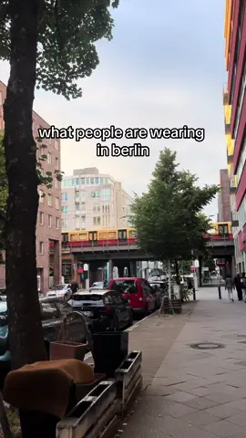they slayed  #outfit #berlin #germany #whatpeoplearewearing 