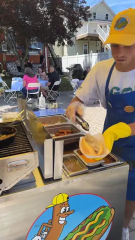 Kraut- A Pennsylvania Dutch staple #amish #hotdog #streetfood #cart 