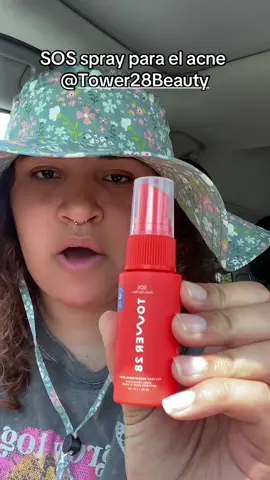 Siempre que cojo sol y sudo me salen más espinas so esto me ha ayudado con eso #tower28 #sosspray #acne