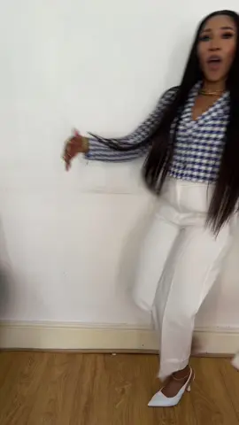 #sundayoutfit #church#tiktokuk🇬🇧 #havingfun #fypシ #style #outfit #croppedblazer 