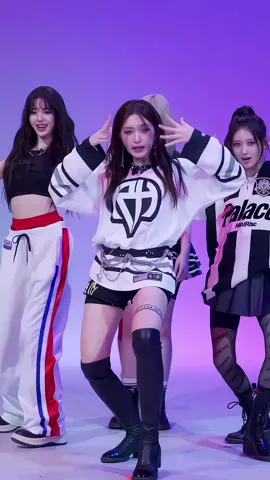 IVE Baddie Relay Dance Fancam 🔥🔥🔥 | #ive #dive #relaydance #fancam #kpop #fyp #kpop_creator #viral #xxx_jenniex_xxx #xx_jensoo_chaelisa #fancam @IVE.official 