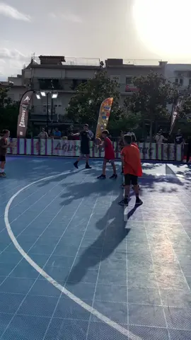 🏀Οι τελικοί ξεκινήσαν στην Ηγουμενίτσα με την κατηγορία U11 να… κλέβει την παράσταση και να παίρνει το χειροκρότημα του μπασκετικού κοινού της πόλης❗️ #LOUXGNC3on3 #3x3 #Basketball #Igoumenitsa 
