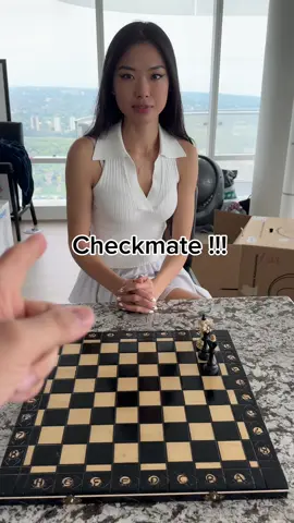 bro didnt see the bishop #chesstok #chess #chessmemes #fyp #foryoupage #viral 