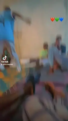 le danseur du peuple izo Gueye boy keur massare 🤣