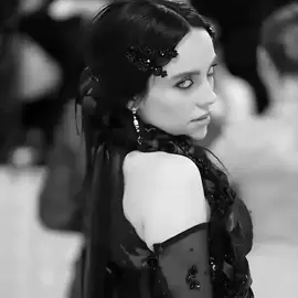 ولج عيني دشوفيني #foryoupage #billieeilish #foryou #tiktok #بيلي_ايليش #ولج_عيني_دشوفيني 