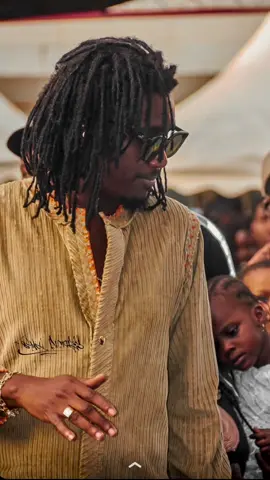 African Style avec  @Wally.B.Seck officiel  🪡👔🧵 