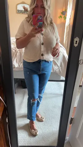 #creatorsearchinsights #outfitinspo #MomsofTikTok #sahmsoftiktok #tiktokshopsummersale #midsizefashion 