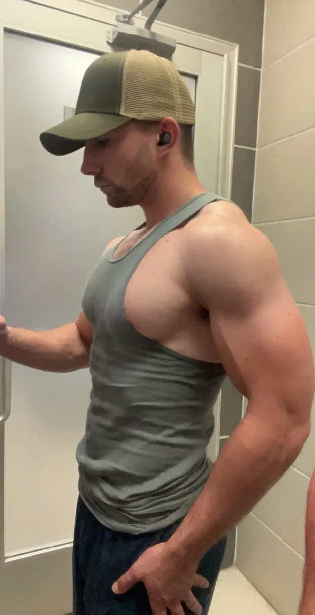 #gym #Fitness #fit #gymmotivation #fitnessmotivation #bodybuilding #aesthetic #gympost #GymLife #hardstyle #fyp #fy #fypシ 