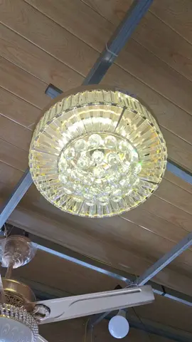 mẫu Quạt  cụp xòe ,động cơ  lõi đồng, sử dụng  động cơ   DC tiếp  kiệm điện,chayh êm mát, vừa  làm  trắng trí vừa  làm. mát a