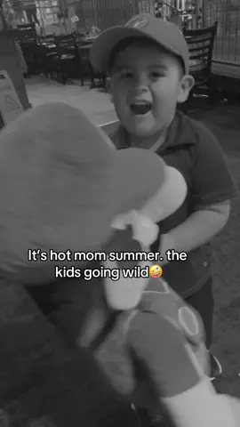 #CapCut LOLOL hot mom summer #MomsofTikTok #momlife #foryou #parati #mami #mama #senoralife #señora #mamá #toddlersoftiktok #kids #hotmomlife #mom #latina #mexicantiktok #mamisdetiktok #joven #hispanics #mexicana #Summer #vibras #vibes #pregnancy ##pregnant  #muyviral #nuevovideo #amor #paratii #foryou 