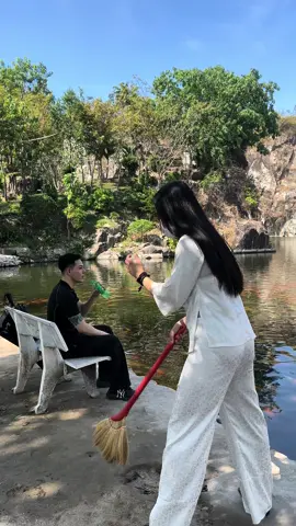 Đi chùa bị đinh #baonhi🏳️‍🌈 #fyp #viral 