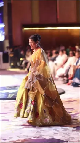 আল্লাহতালা মেয়েগুলোকে এত্ত সুন্দর করে পাঠিয়েছেন কেন কে জানে! মেয়েদের সবই সুন্দর। এরা রাগ করলেও ভালো লাগে, অপমান করলেও ভালো লাগে। ভালোবাসার কথা বললে কেমন লাগবে কে জানে!  —হুমায়ূন আহমেদ (জনম জনম) 🔥🔥  @চন্দ্র—🍁 #nusratimrosetisha #trisha #merilprothomaloaward #actor #bangladesh #meherafrozshaon #sonu_ahmed896 #rexy_sonu🍁 #হুমায়ুন_ভক্ত_সনু🍁 #nuhaspolli #একজন_হুমায়ন_আহমেদ #হুমায়ূন_আহমেদ_ #হুমায়ুন_আহমেদ #humayon_ahmed #humayonahmed #humayunahmednatok #humayunahmedmovie #humayon_ahmed_funny_natok #humayon_ahmed_dialogue #fyp 