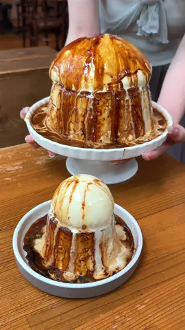 日本1デカい2.5kgの特大プリン🍮 ◎ 特大プリン　3,850円 ◎ 特大抹茶プリン　5,000円 ※特大プリンは2日前までの完全予約制 【店舗】NIHONBASHI BREWERY. T.S 【住所】東京都千代田区丸の内１丁目１１−１ 【アクセス】東京駅から徒歩5分 【営業時間】11:00-15:00、17:00-23:00 　　　　　土日→11:00-22:00 【定休日】不定休 【予算】￥1,000～￥5,000 #東京グルメ #japanesefood
