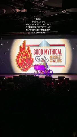Lets talk about that fun evening with @Rhett & Link 🔥   #goodmythicalmorning #rhettandlink #goodmythicaltour #youtube #gmm #sundayevening 