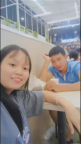 Anh ấy và....🥰🤭 #xuhuongtiktok #cute #happymoments #Meme #slay #MemeCut #loveyou 