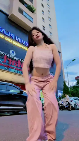 Like that - BABYMONSTER #dance #thuyhang #xuhuong #trend #nhaytrend #heyb #kpop @Thuý Hằng 