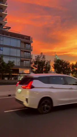 Có ai trên đường về thấy hoàng hôn SG hôm nay đẹp không ?🥹 #saigon #sunset #fyp 