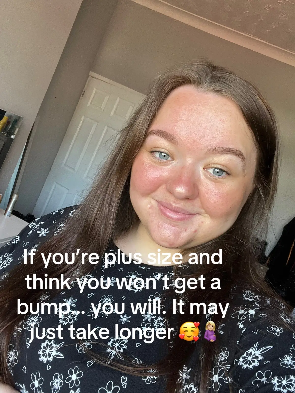 I hope this makes some plus size pregnant ladies feel better about getting a bump. Earlier on in my pregnancy, i thought i would never get a bump because of my size and i was so disheartened seeing women at the same stage as me, with perfect bumps. I now have a bump and i’m starting to love it, because my body is growing our beautiful rainbow baby girl💗🌈  #fyp #foryoupage #pregnant #pregnanttiktok #pregnancyjourney #pregnancy #pregnantlife #baby #tiktok #rainbowbaby #mumtobe #girlmum #blessed 