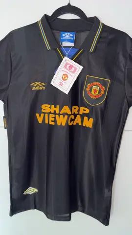 1993-95 Manchester United Umbro Away Shirt 💫 #manchesterunited #foryou #fyp #foryoupage #PremierLeague #umbro #manu #keane #roykeane #16 