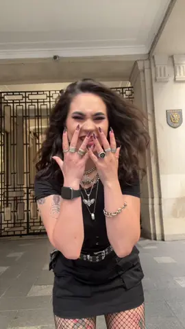 @SINK OR SWIM by Amz shoot on sunday with the best people. Check them out for some fire ass clothes 😤