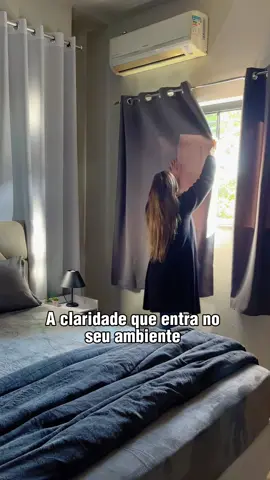 ⚡ATENÇÃO! ⚡ A Cortina Roma chegou para dar aquele toque especial à sua casa! Disponível em dois tamanhos e uma variedade de cores incríveis, estamos com o MENOR PREÇO DO ANO! Corre garantir a sua!  COMENTA EU QUERO QUE MANDO O LINK PRA VOCÊ  😍