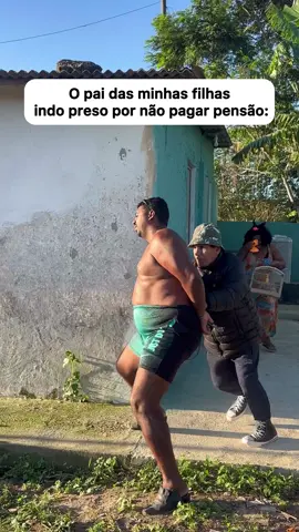 Perdoei ele so essa vez meninas 😭🙏🏽