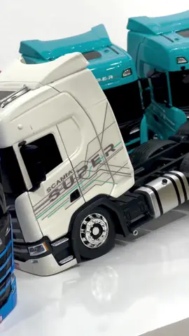 É top, e não tem jeito ♥️ Scanias Ntg escala 1/32 📏 #scania #miniaturas 