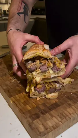 Steak Sandwich 🫡 It was really good. #food #Foodie #foodtiktok #foodblogger #dublinfood #chef #sandwich #steak 
