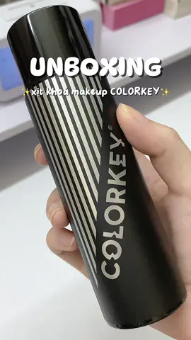 Xịt khoá makeup COLORKEY #xuhuong #lenxuhuong #xuhuongdima #xitkhoamakeupcolorkey #clorkeyvn 