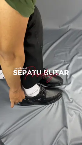 Cek cek, siapa yang bakalan jatuh cinta sama sepatu Blitar dari Prodigo ini?? #prodigofootwear #TikTokFashion #foryou #fypシ゚viral #foryoupage #foryoupage 