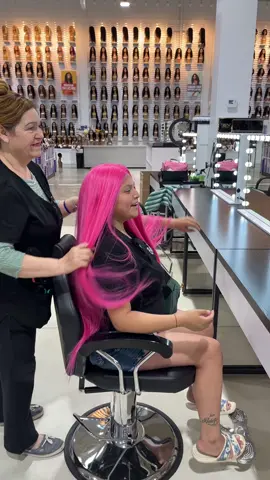 I mess up so much in this video lol but great store to shop gor beauty supplys @SamsBeauty Warehouse SamsBeauty Warehouse, 7200 S Cicero Ave, Bedford Park, IL 60629 #samsbeautywarehouse #chicagobeautysupply #comeshopwithme 