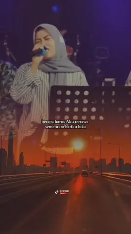 derita dibalik tawa #livecover #revinaalvira_gasentra #longervideosontiktok #pb_88 